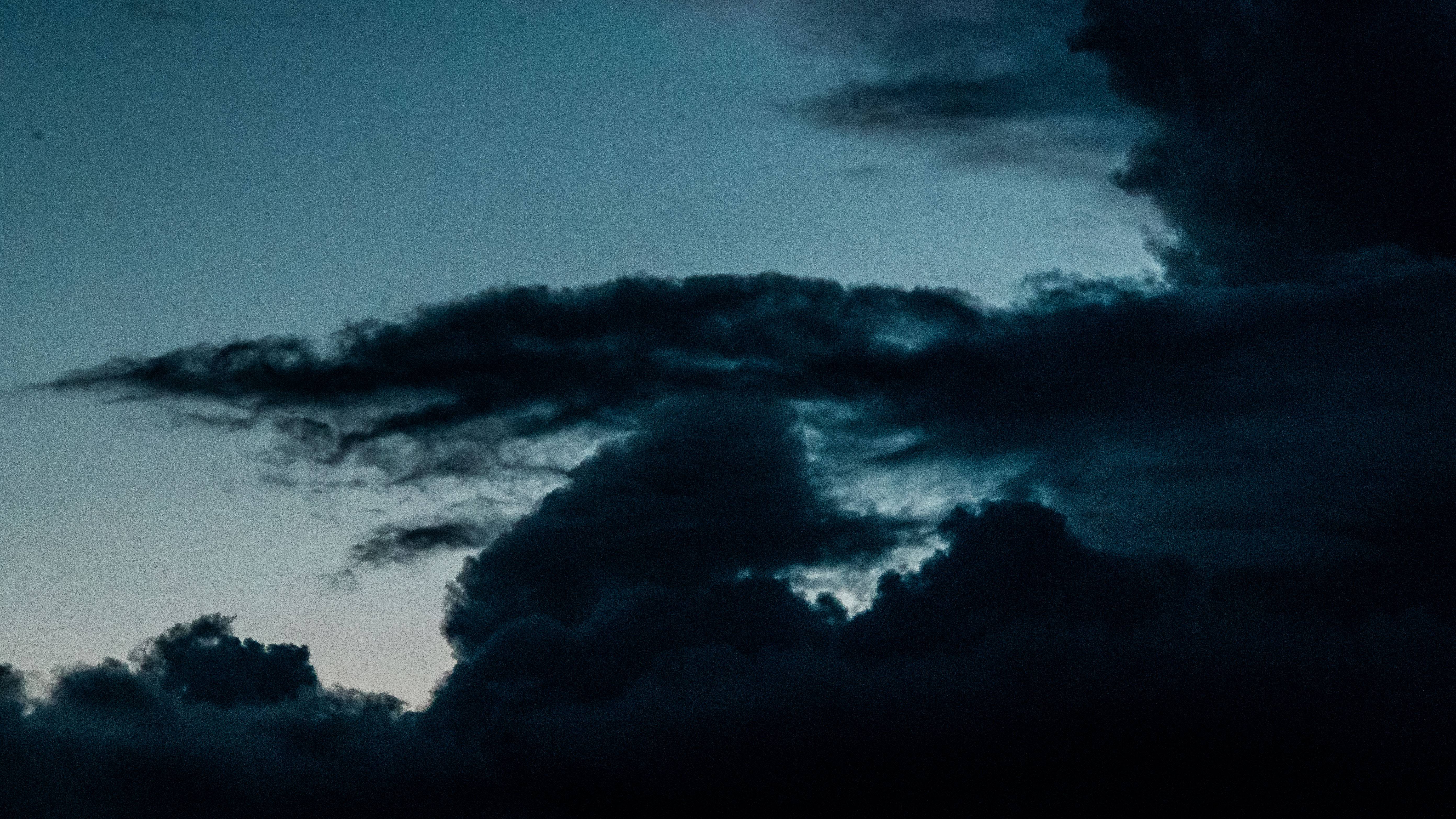 Image 29 from Nuages album